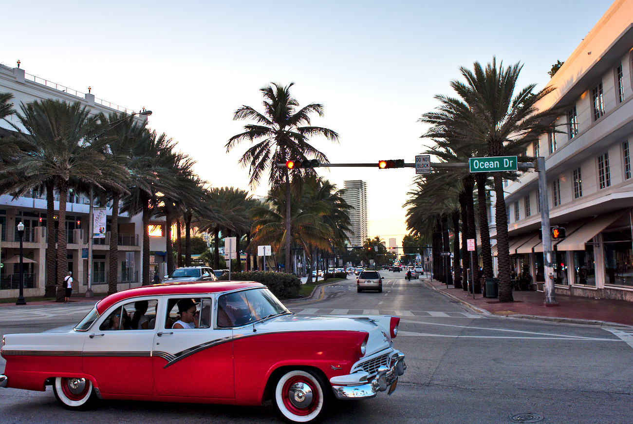 Yank Tank on Ocean Drive, Miami Beach.